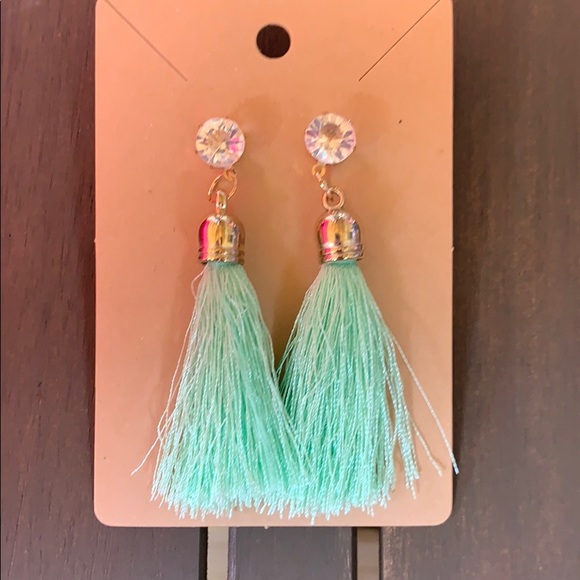 Earrings - Picture 1 of 1